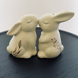 Charming Easter Bunny Salt & Pepper Shakers